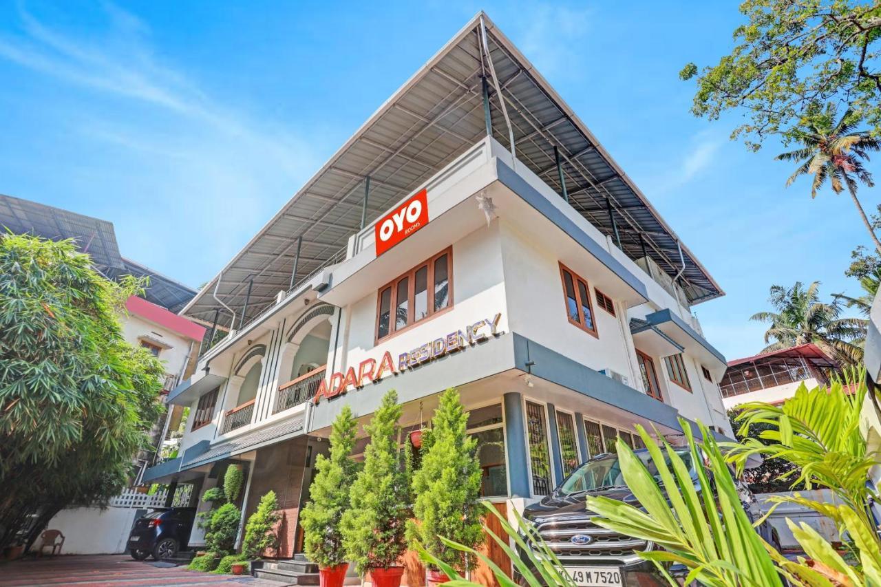 Flagship Hotel Adara Residency Thiruvananthapuram Bagian luar foto