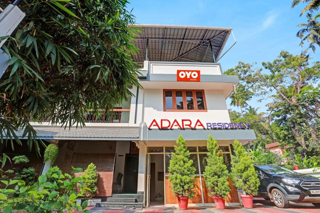 Flagship Hotel Adara Residency Thiruvananthapuram Bagian luar foto